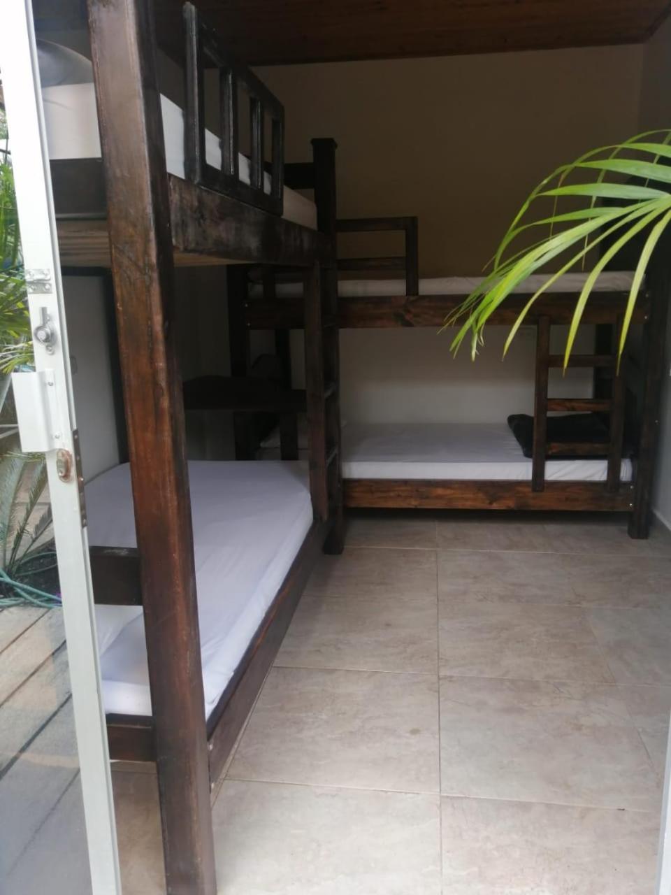 Hostal Hilltop Zapzurro Zewnętrze zdjęcie
