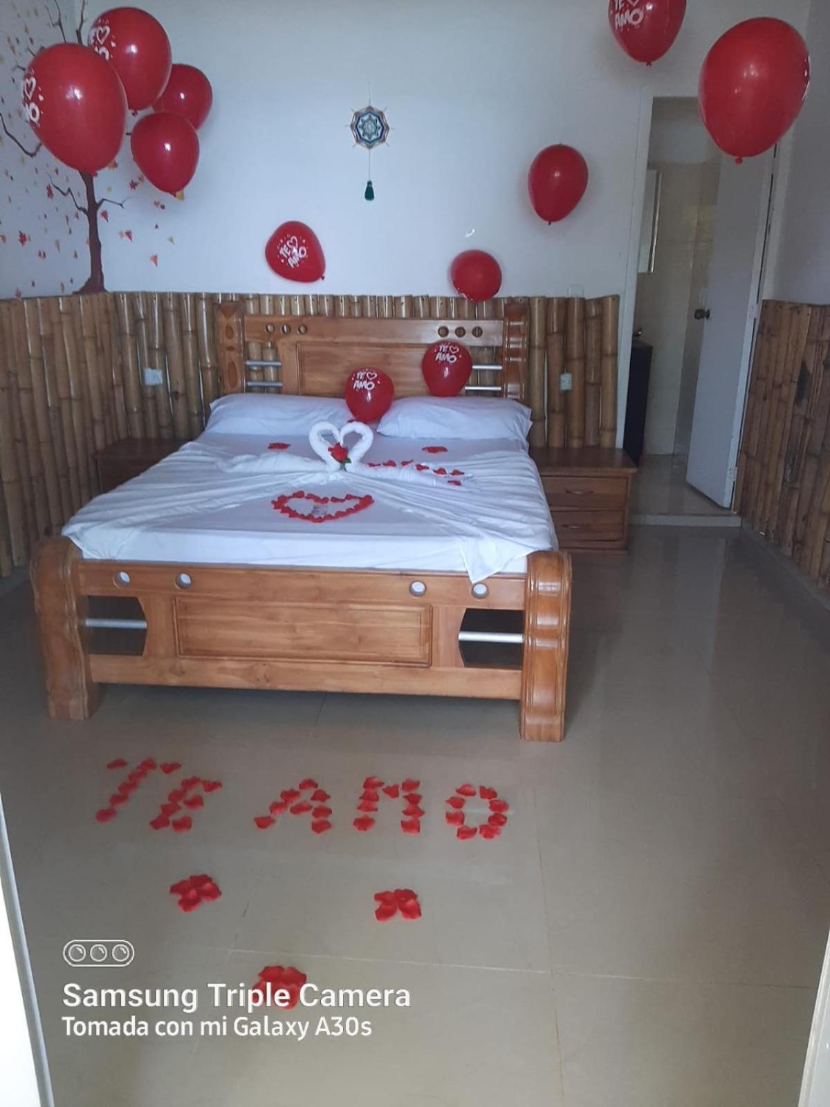 Hostal Hilltop Zapzurro Zewnętrze zdjęcie